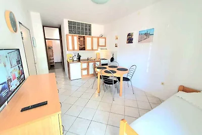 Ferienwohnung with terrace and Internet