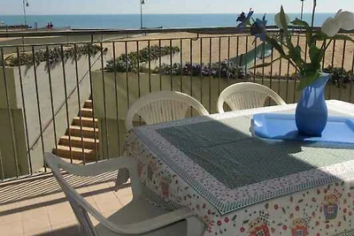 Ferienwohnung mit Balkon direkt am Strand
