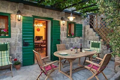 Villa mit Klimaanlage und Pool