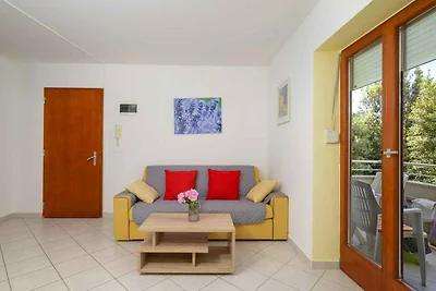 Ferienwohnung mit Klimaanlage und Balkon