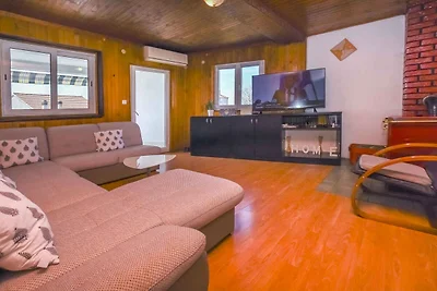 Appartamento Vacanza con famiglia Lokva Rogoznica