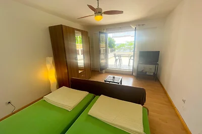 Studio mit einem Balkon direkt am Meer