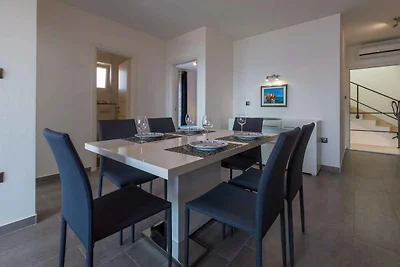 Ferienwohnung mit Meerblick, Whirlpool und