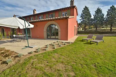 Ferienwohnung mit Terrasse, Klimaanlage und