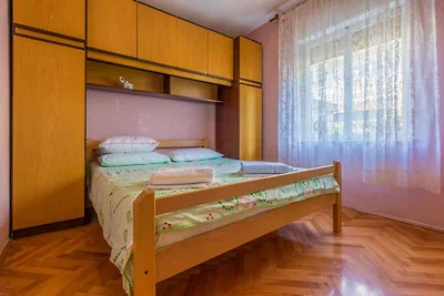 Ferienwohnung mit Terrasse und Klimaanlage