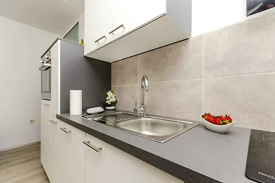 Ferienwohnung mit Klimaanlage und Terrasse in