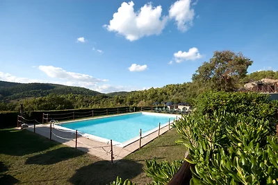 Ferienwohnung mit Schwimmbad und kleinem