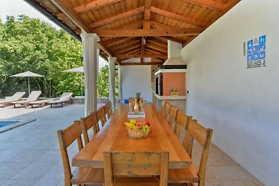 Ferienhaus mit Swimmingpool und Klimanlage