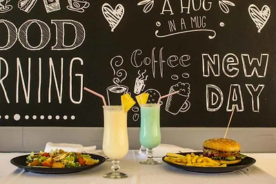 Ferienwohnung mit Balkon und Pool