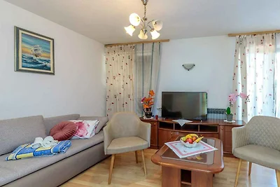 Ferienwohnung mit Klimaanlage und Balkon