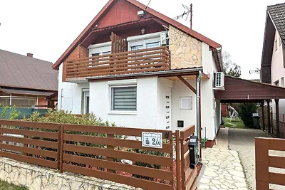 Ferienhaus mit WLAN und Klimaanlage
