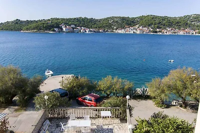 Charmantes Ferienappartement Ive mit Meerblic