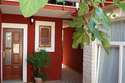 Schöne Wohnung mit Gemeinschaftspool in