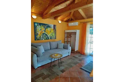 Ferienwohnung mit Terarsse und Garten