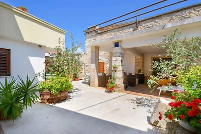 Ferienhaus mit Garten