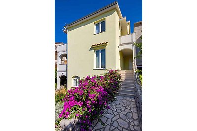 Ferienwohnung mit Balkon und Meerblick