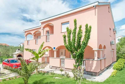 Ferienwohnung mit Terrasse und Klimaanlage