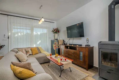 Villa mit Pool für 6 Personen
