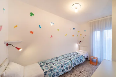 Ferienwohnung mit Klimaanlage und Balkon