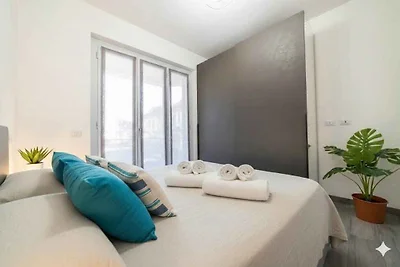 Ferienwohnung mit Klimaanlage und Balkon