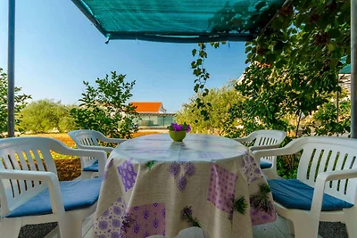 Appartamento Vacanza con famiglia Okrug Gornji