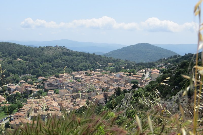 Blick von Oben übers Dorf