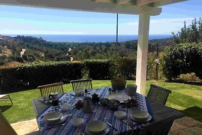 Villa Carola mit Pool, Meerblick