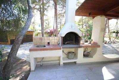 Villa dei Pesci, Strand met zwembad