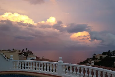 Ferienvilla auf der Cumbre del Sol