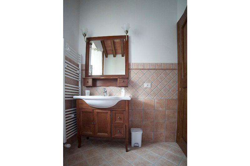 Villetta del Noce bathroom