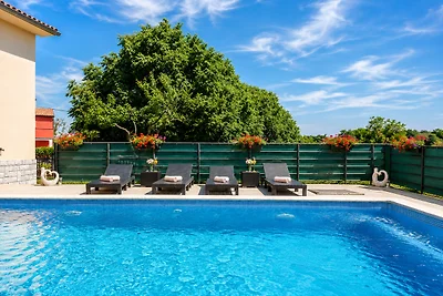 Haus Plum mit privatem Pool