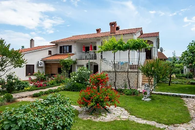 Apartement Vinez eine grüne Gartenoase