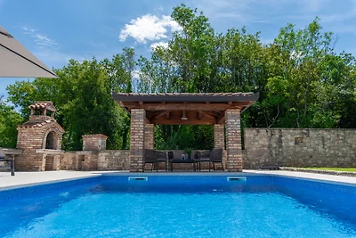 Villa Lilium mit privatem Pool und Wellness