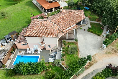 Haus D&E mit privatem Pool