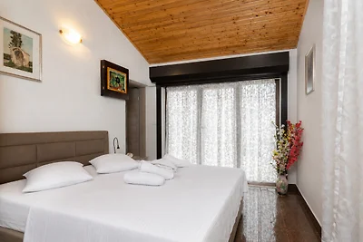 Haus Plum mit privatem Pool