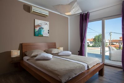 Villa Grey Soul