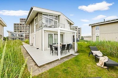 Strandvilla mit Meerblick
