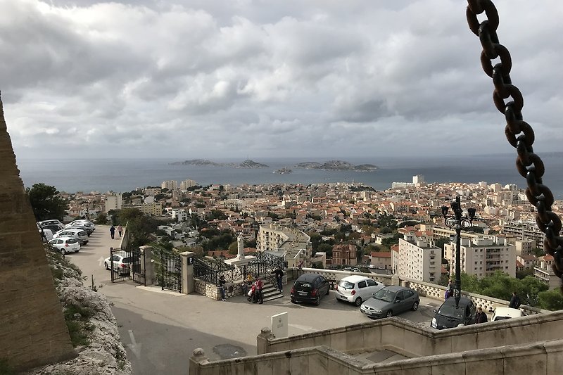 Marseille von Notre Dame de la Garde