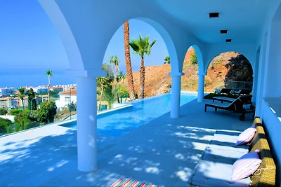 Villa Buganvilla