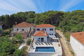 Villa Lapis