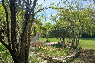 Casa con gr. Giardino