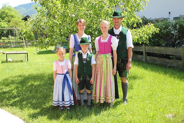 Frau R. Gerg Frau R. Gerg