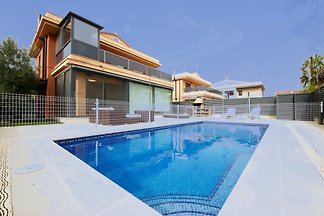 Domek letniskowy Urlop wypoczynkowy Ampolla