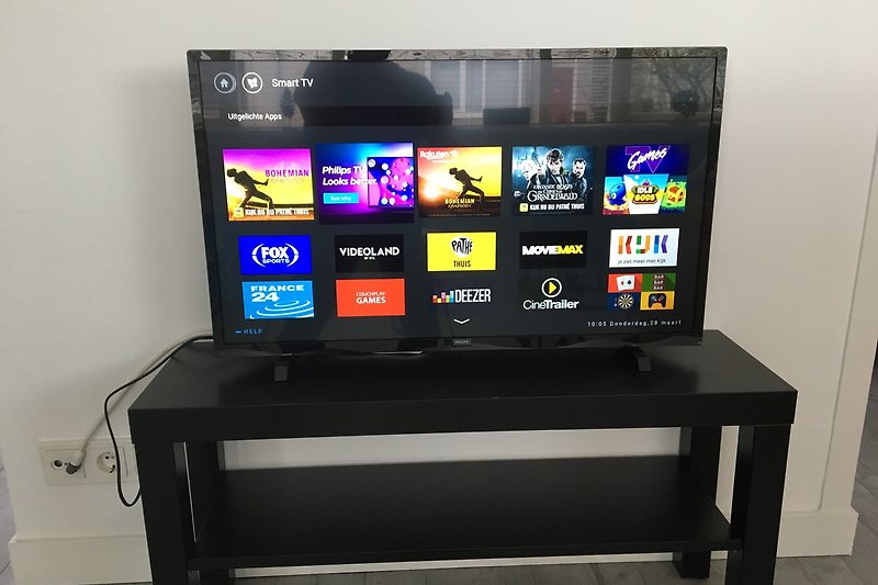 een flatscreen smart tv