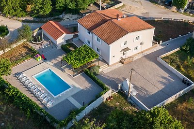 Modern XXL Villa