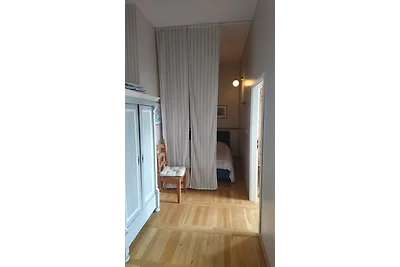 La vecchia scuola di Ahrensberg al lago Drewen