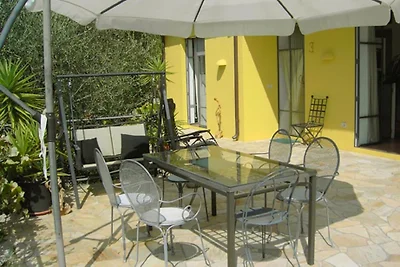 Casa Giallo