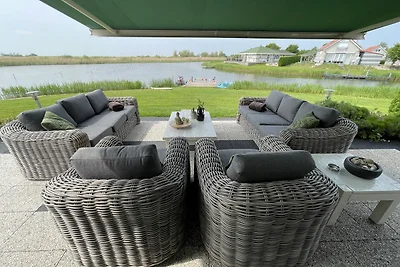 Solovilla direkt am IJsselmeer