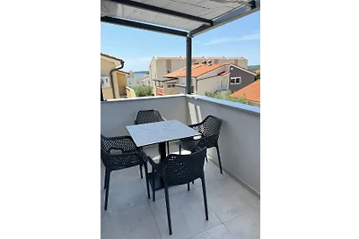 Sara Apartment 4