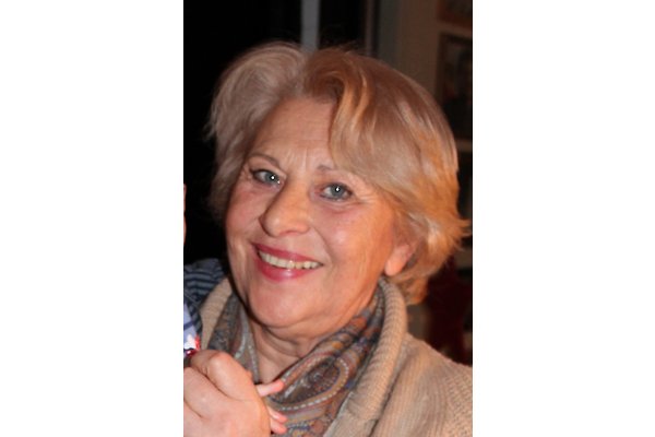 Frau A. Daniels Frau A. Daniels